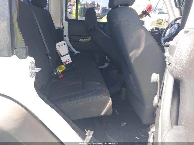 1C4BJWDG9EL254957 Jeep 2014