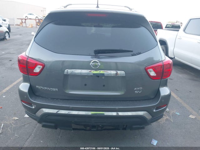 5N1DR2MM8JC612670 Nissan Pathfinder