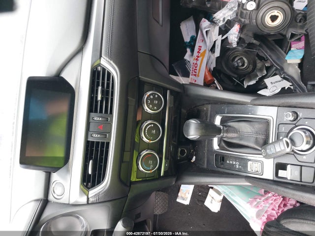Mazda py 2017 JM1GL1U59H1153483 Image 11