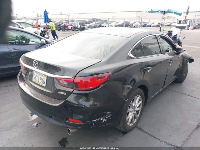 Mazda py 2017 JM1GL1U59H1153483 Image 4