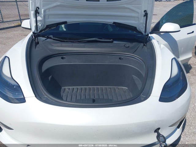 Tesla 2021 2021 5YJ3E1EC3MF913592 Image 10