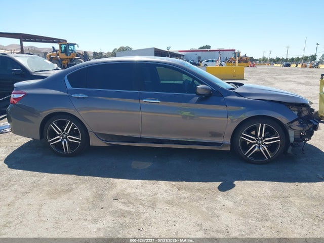 1HGCR2F16HA045109 Honda k24w1