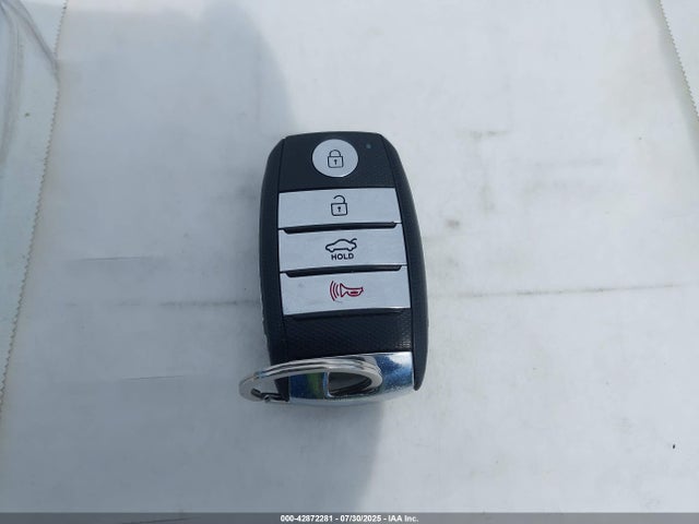 KNAGV4LD7H5007190 KIA 2017