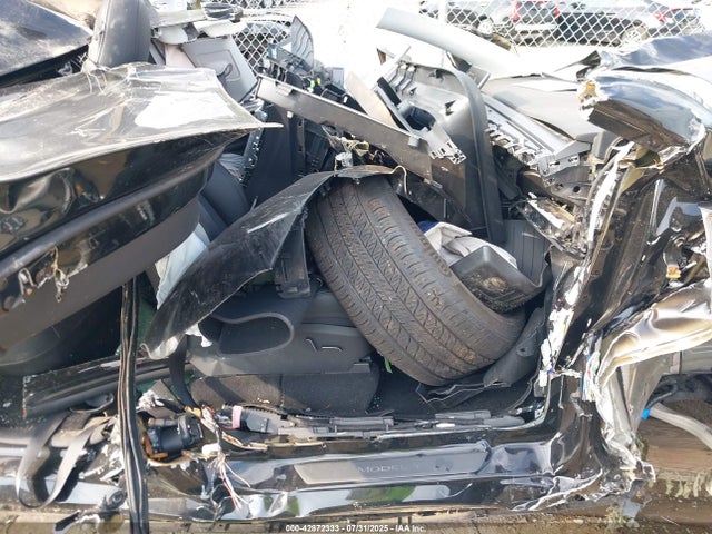 2023 TESLA MODEL Y 7SAYGDEEXPA140336 Photo 4