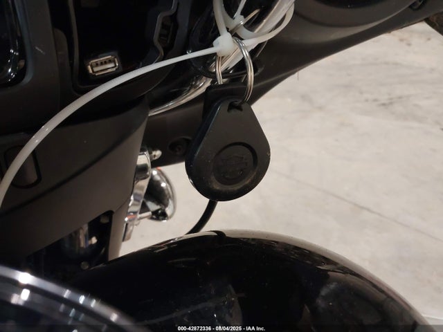 1HD1KBC17NB617789 Harley-Davidson 2022