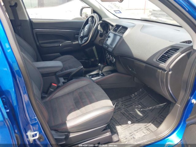 2018 MITSUBISHI OUTLANDER SPORT JA4AP3AW8JU001681 Photo 4