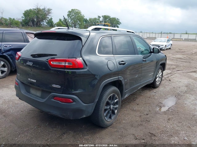 1C4PJMCB7FW794999 Jeep 2015