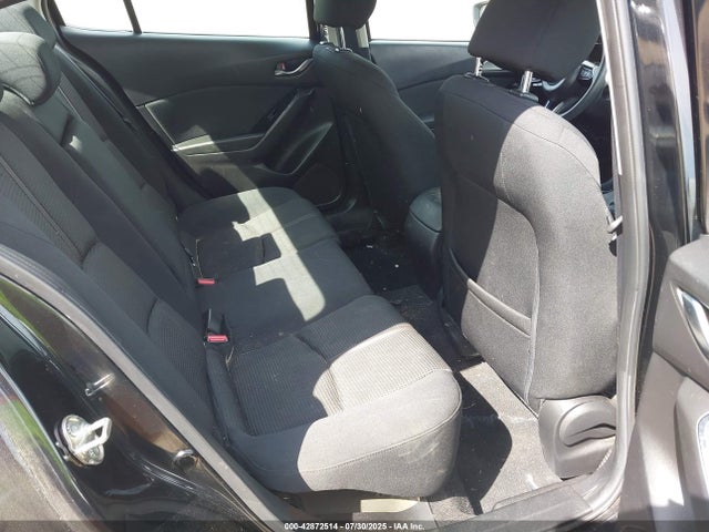 3MZBN1U70HM125884 Mazda pe