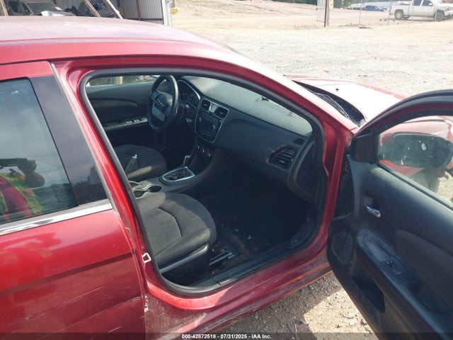 1C3CCBAB6EN123106 Chrysler 200