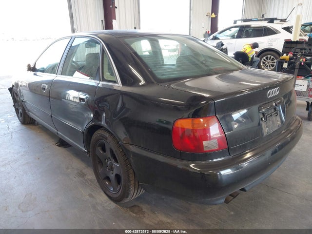 1998 AUDI A4 WAUED68D1WA001288 Photo 2