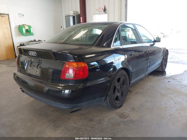 1998 AUDI A4 WAUED68D1WA001288 Photo 3