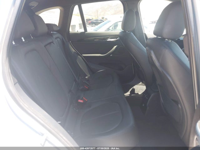 WBXHT3C37H5F87304 BMW X1