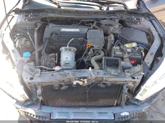 1HGCR2F8XFA107556 Honda k24w1