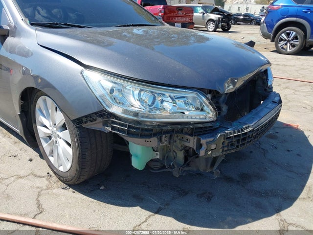 1HGCR2F8XFA107556 Honda k24w1