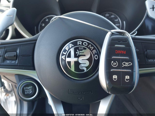 ZARFAECN9H7537387 Alfa Romeo giulia (952)