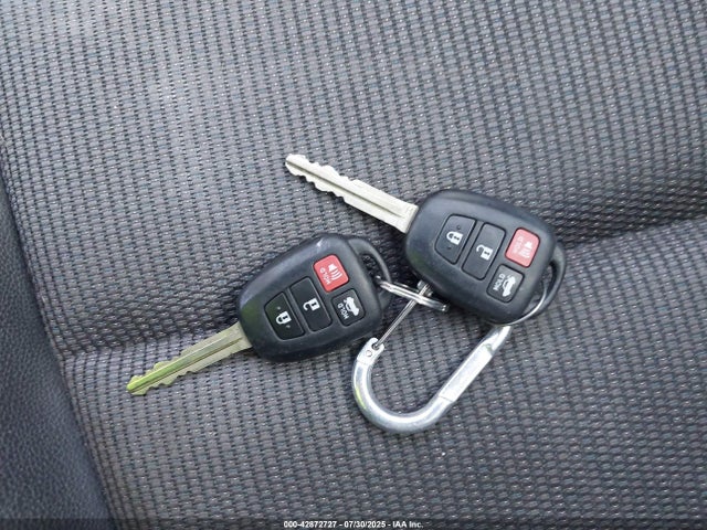 5YFBURHE1HP685757 Toyota 2zr-fe