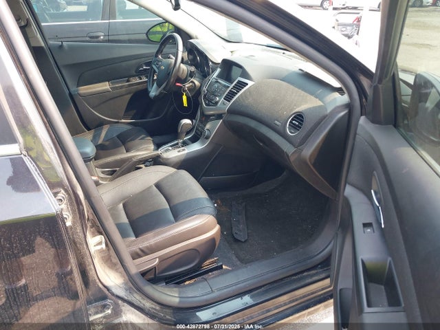 1G1P75SZ5E7422338 Chevrolet luz