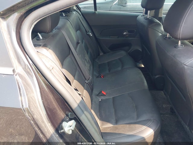 1G1P75SZ5E7422338 Chevrolet luz