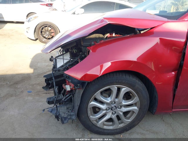 3MYDLBYV9HY165035 Toyota p5v