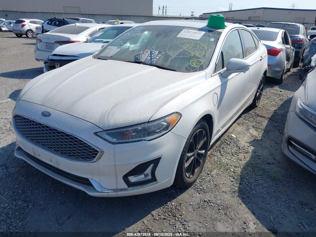Ford 2019 2019 3FA6P0SU6KR134705 Image 2