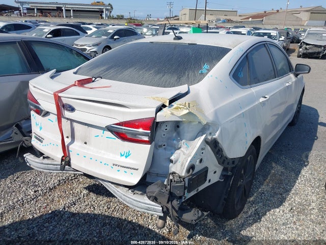 Ford 2019 2019 3FA6P0SU6KR134705 Image 4