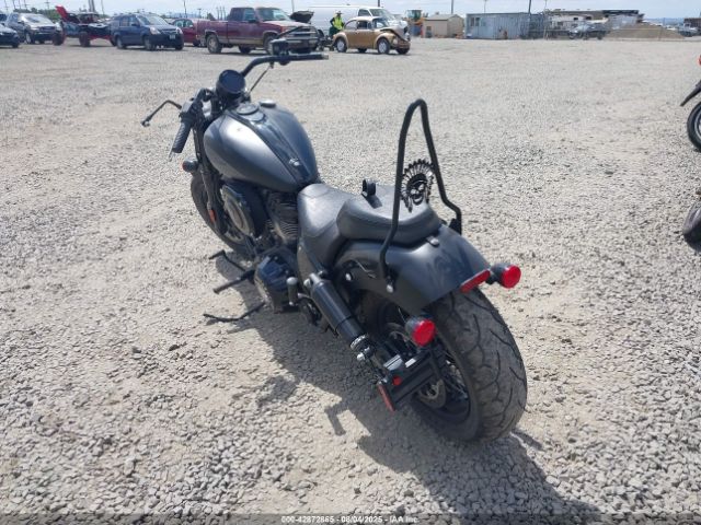 2023 INDIAN MOTORCYCLE CO. CHIEF 56KDLDBH7P3011695 Photo 2