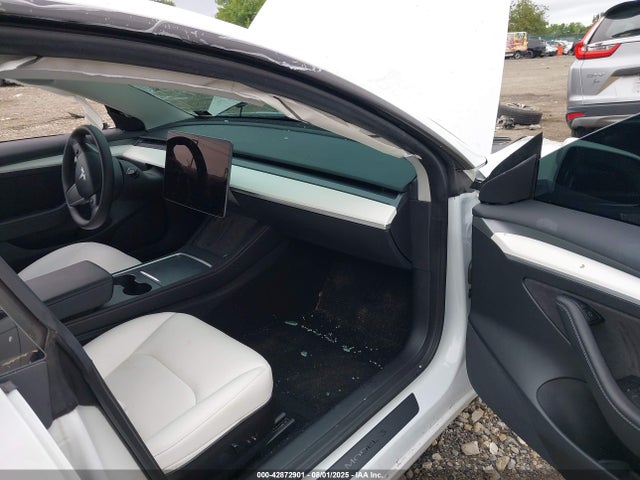 2023 TESLA MODEL 3 5YJ3E1EA5PF395522 Photo 4