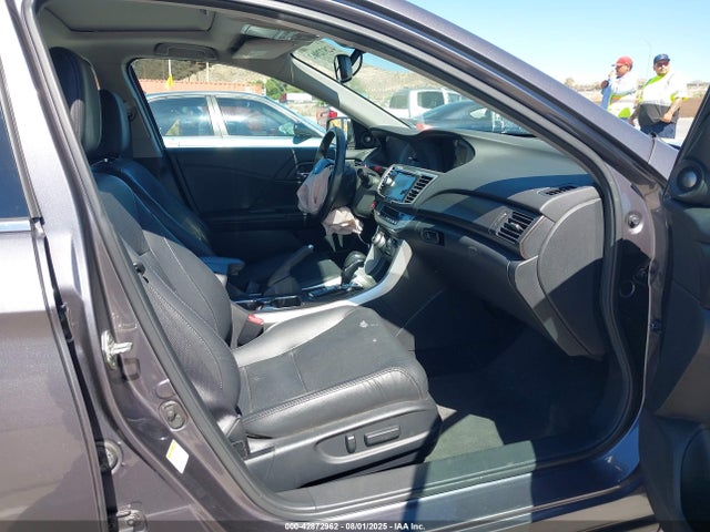 Honda j35y1 2014 1HGCR3F85EA002444 Image 5
