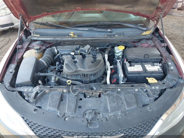1C3CCCCG1FN569504 Chrysler 2015