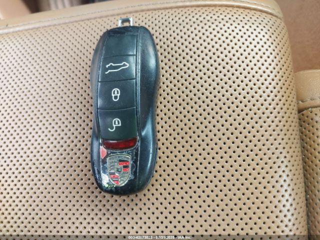 2011 PORSCHE CAYENNE WP1AC2A28BLA83894 Photo 10