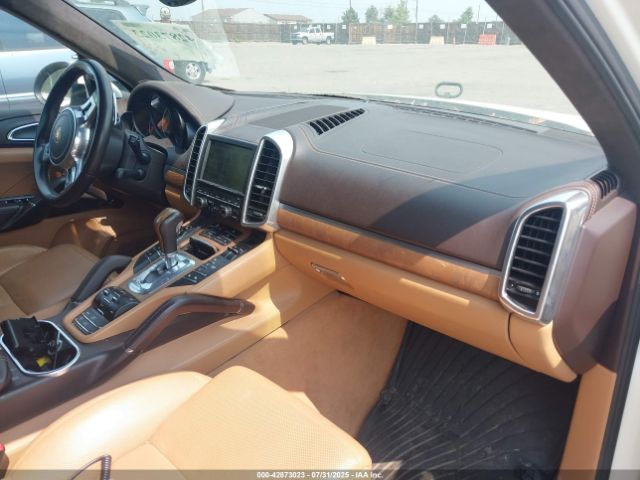 2011 PORSCHE CAYENNE WP1AC2A28BLA83894 Photo 4