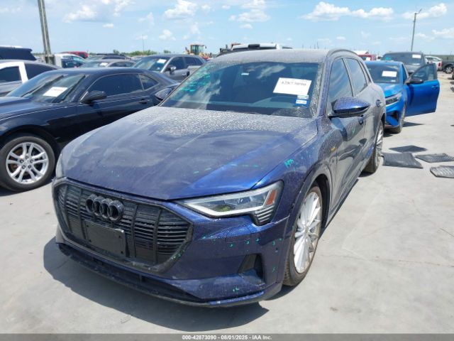2022 AUDI E-TRON WA1AAAGE5NB037351 Photo 1