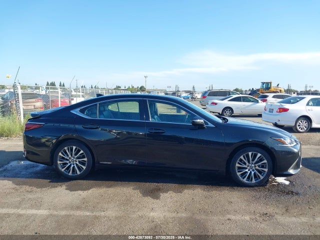 Lexus a25a-fxs, 3nm 2020 58AD21B1XLU011614 Image 13