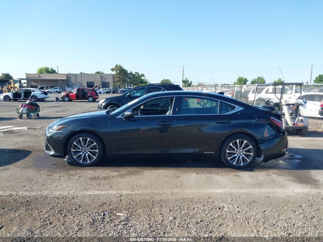 Lexus a25a-fxs, 3nm 2020 58AD21B1XLU011614 Image 14