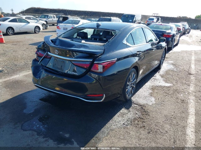 Lexus a25a-fxs, 3nm 2020 58AD21B1XLU011614 Image 4