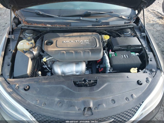 1C3CCCAB1GN124043 Chrysler 200