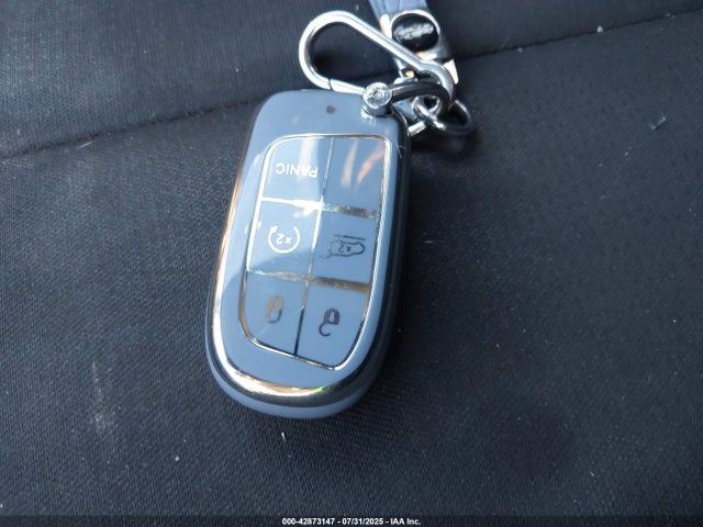 1C3CCCAB1GN124043 Chrysler 200