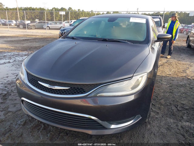 1C3CCCAB1GN124043 Chrysler 200