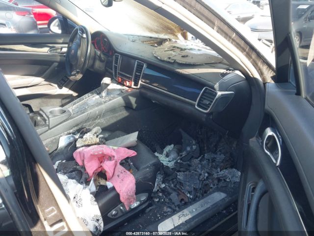 2014 PORSCHE PANAMERA WP0AA2A70EL011921 Photo 4