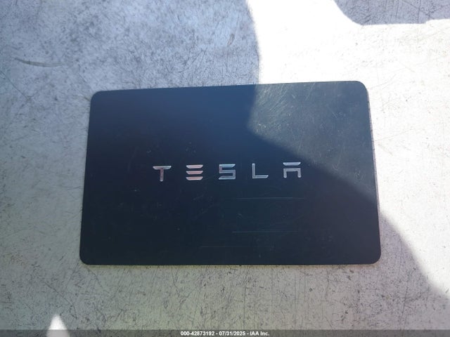 2025 TESLA MODEL Y 7SAYGDEDXSA376131 Photo 10