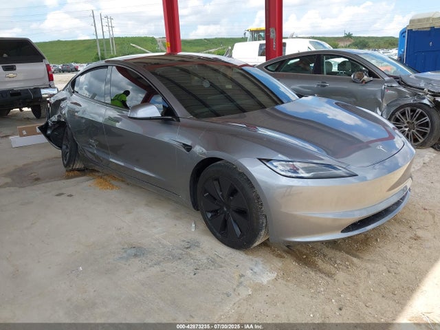 2024 TESLA MODEL 3 5YJ3E1EA3RF857823 Photo 0