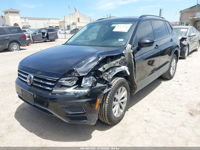 3VV1B7AX0JM104698 Volkswagen Tiguan