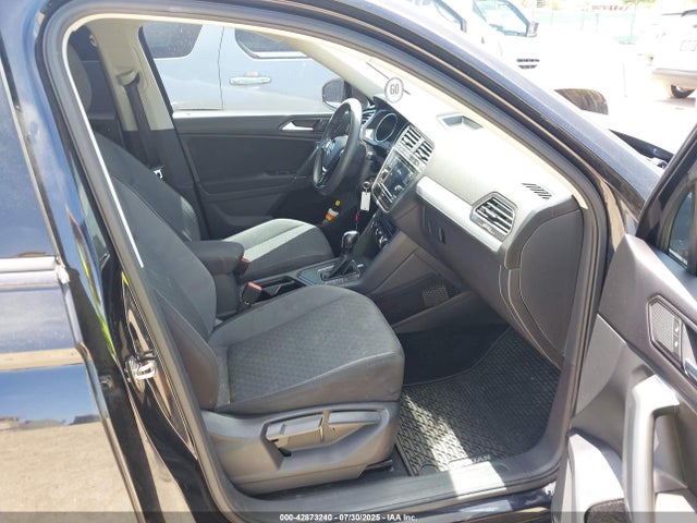 3VV1B7AX0JM104698 Volkswagen Tiguan