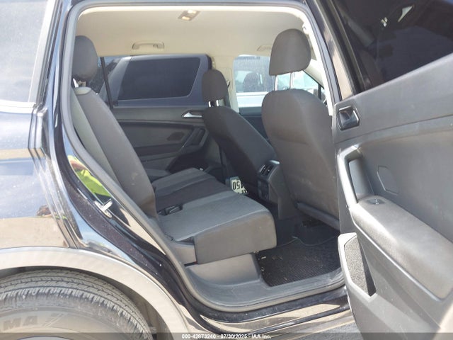 3VV1B7AX0JM104698 Volkswagen Tiguan