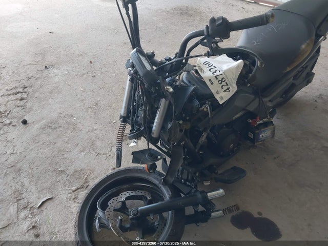 42873260 :رقم المزاد ، JH2RC6801EK000694 vin ، 2014 Honda Ctx700 N مزاد بيع