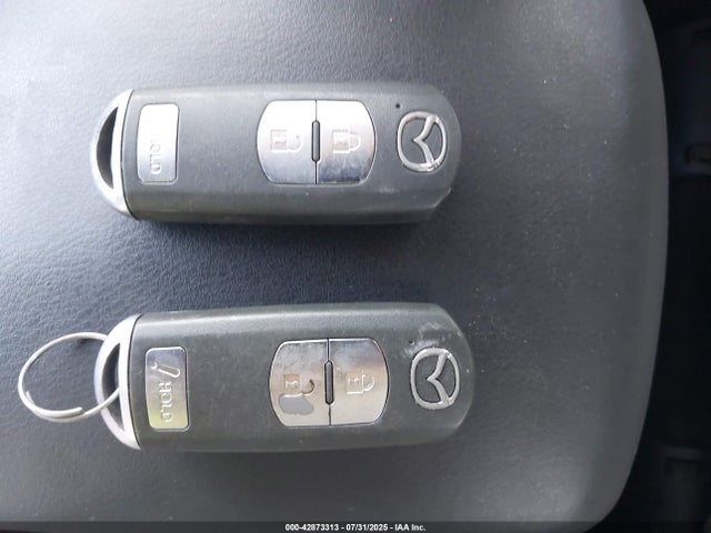 JM3KE4CY0G0645283 Mazda py