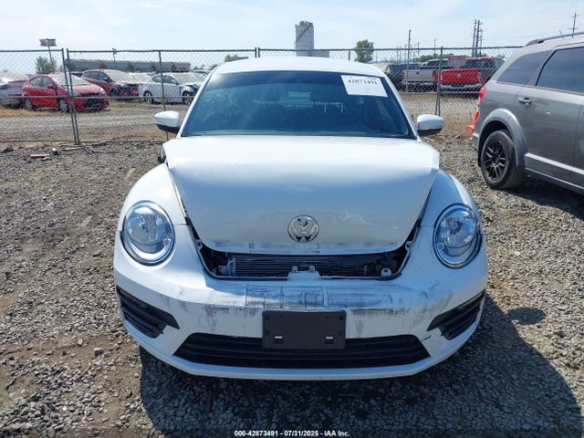 3VWFD7AT5KM708869 Volkswagen Beetle