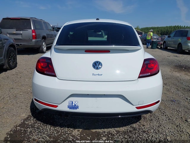 3VWFD7AT5KM708869 Volkswagen Beetle