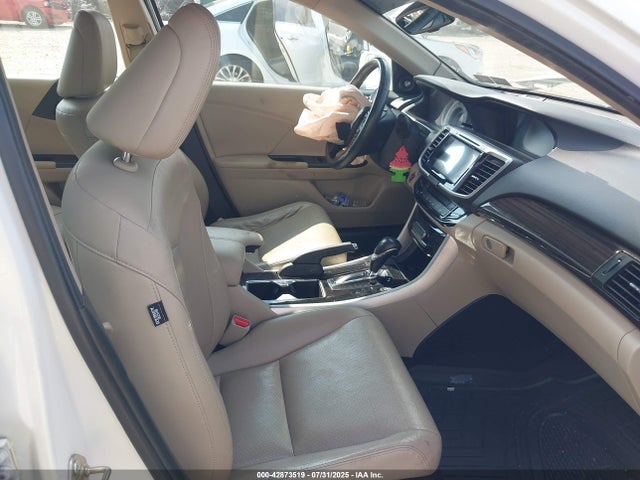 Honda k24w1 2016 1HGCR2F98GA009751 Image 5