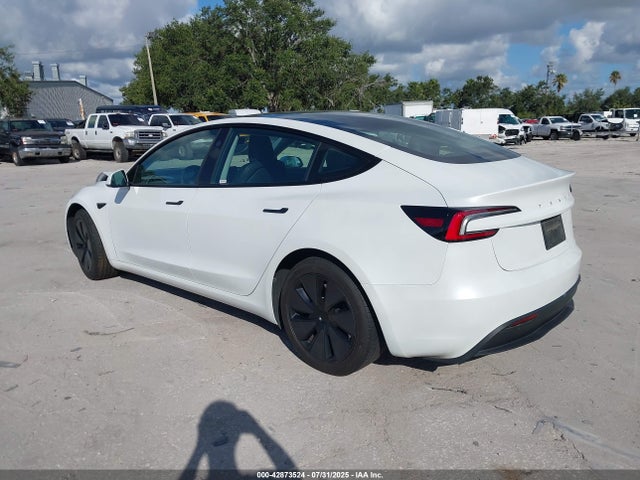 2024 TESLA MODEL 3 5YJ3E1EA1RF755761 Photo 2